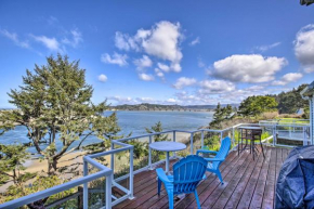 Evolve Oceanview Waldport Home with Loft and Grill!
